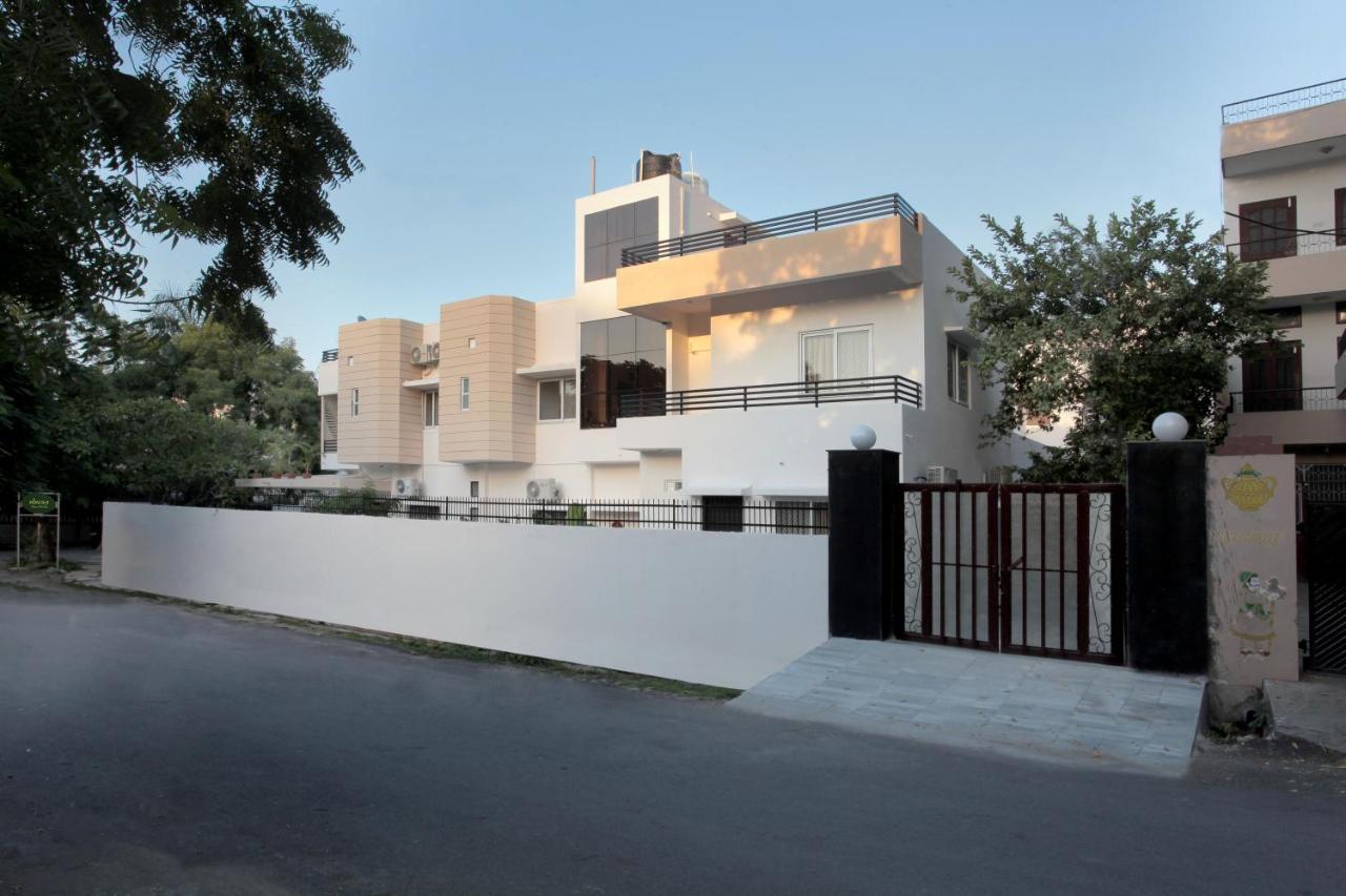Mimosa Udaipur Bed & Breakfast Exterior foto