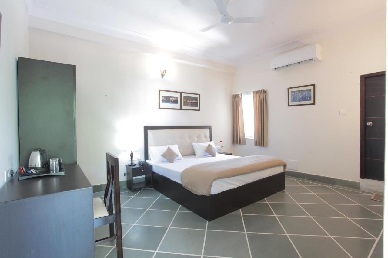 Mimosa Udaipur Bed & Breakfast Exterior foto