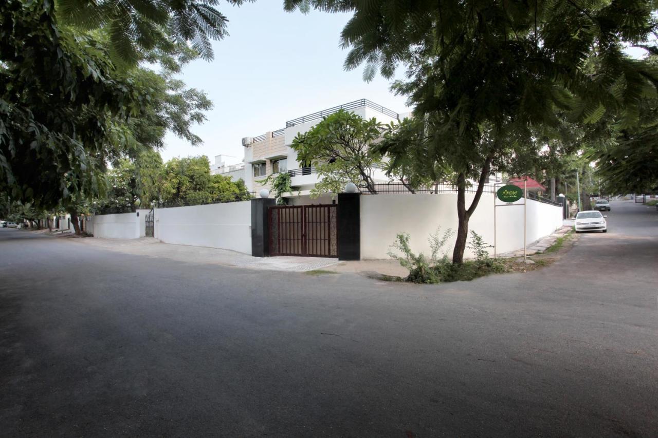 Mimosa Udaipur Bed & Breakfast Exterior foto