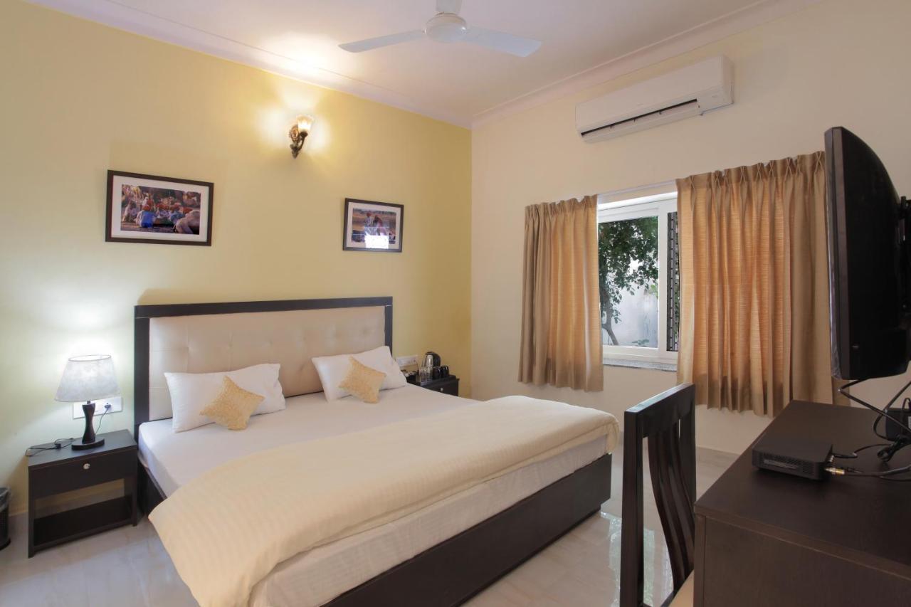 Mimosa Udaipur Bed & Breakfast Exterior foto