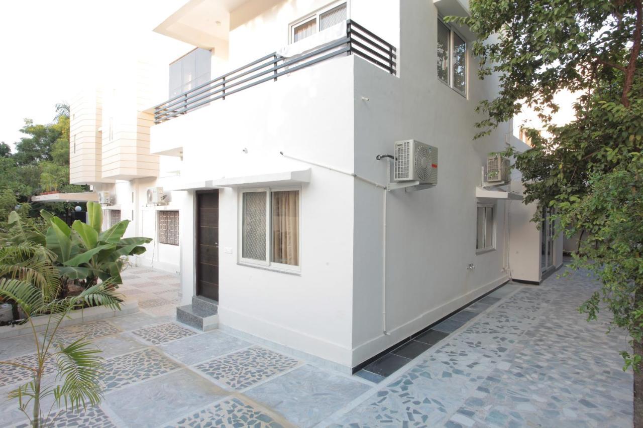 Mimosa Udaipur Bed & Breakfast Exterior foto