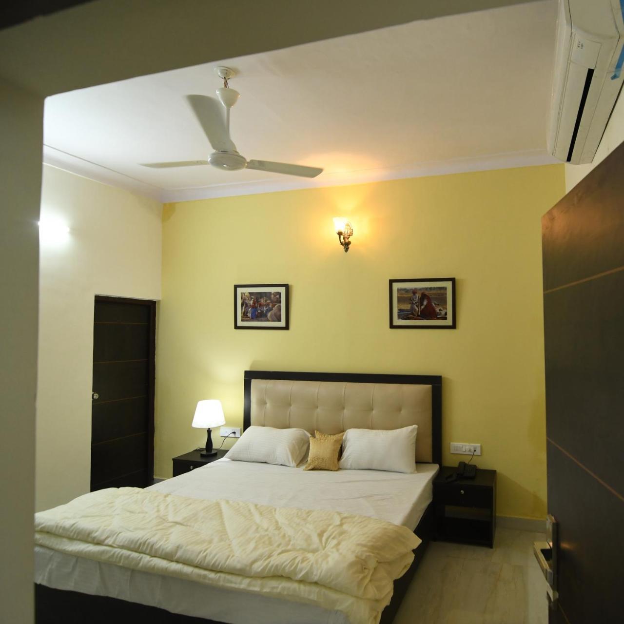 Mimosa Udaipur Bed & Breakfast Exterior foto